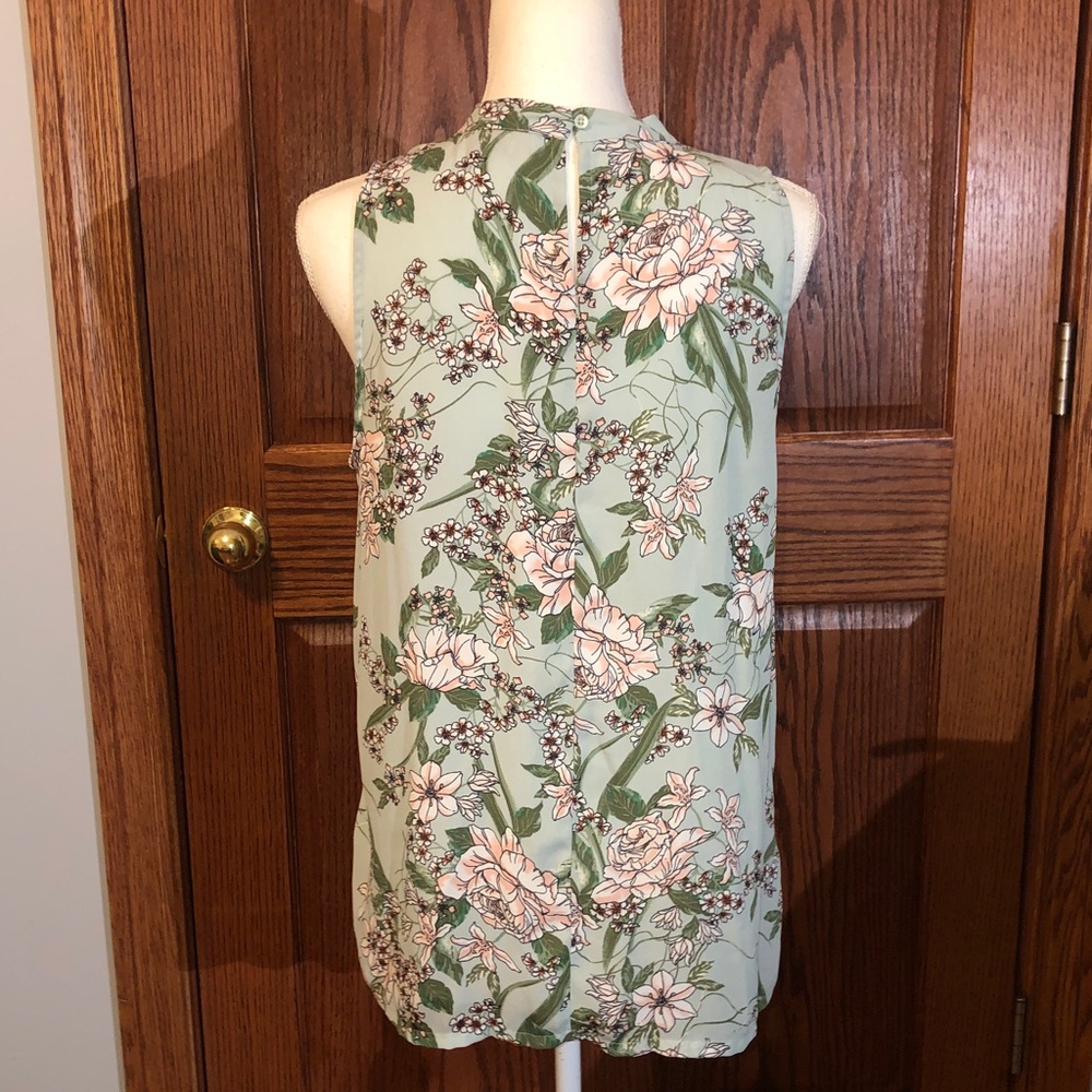 LOFT Sleeveless Floral Blouse - Light Green - Picture 8 of 8